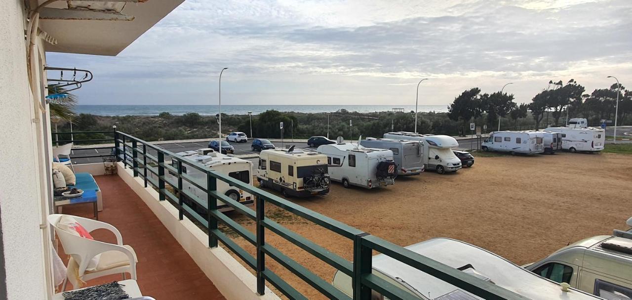 Monte Gordo T2 Frente Mar Exterior foto