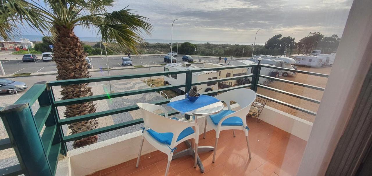 Monte Gordo T2 Frente Mar Exterior foto