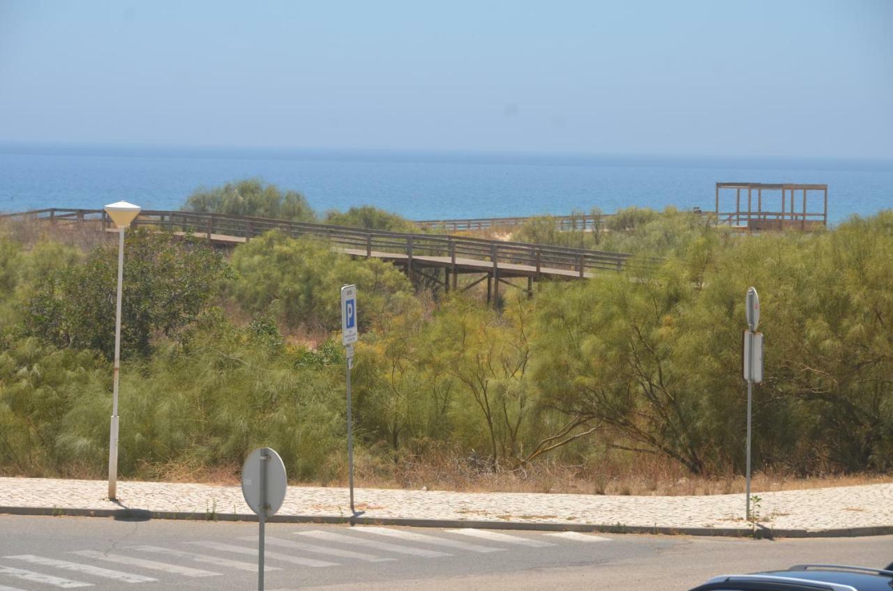 Monte Gordo T2 Frente Mar Exterior foto